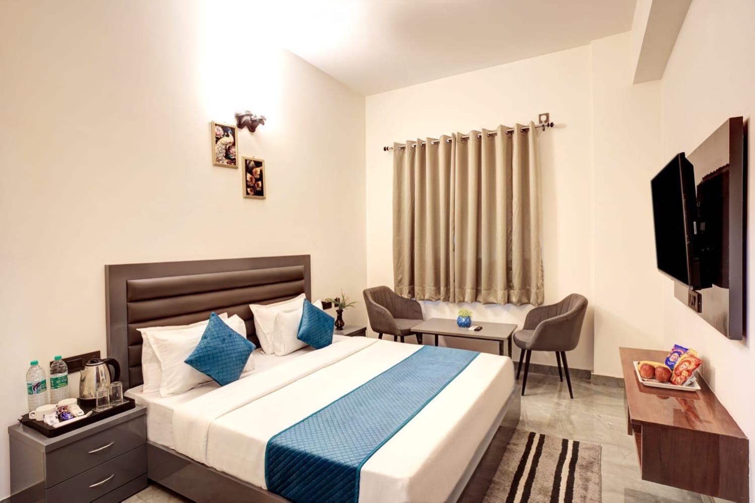 Hotel Elite Grand Near Kailash Hospital Noida Exteriér fotografie