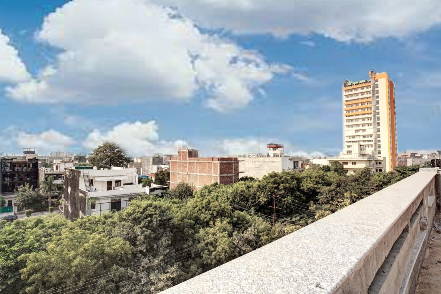 Hotel Elite Grand Near Kailash Hospital Noida Exteriér fotografie