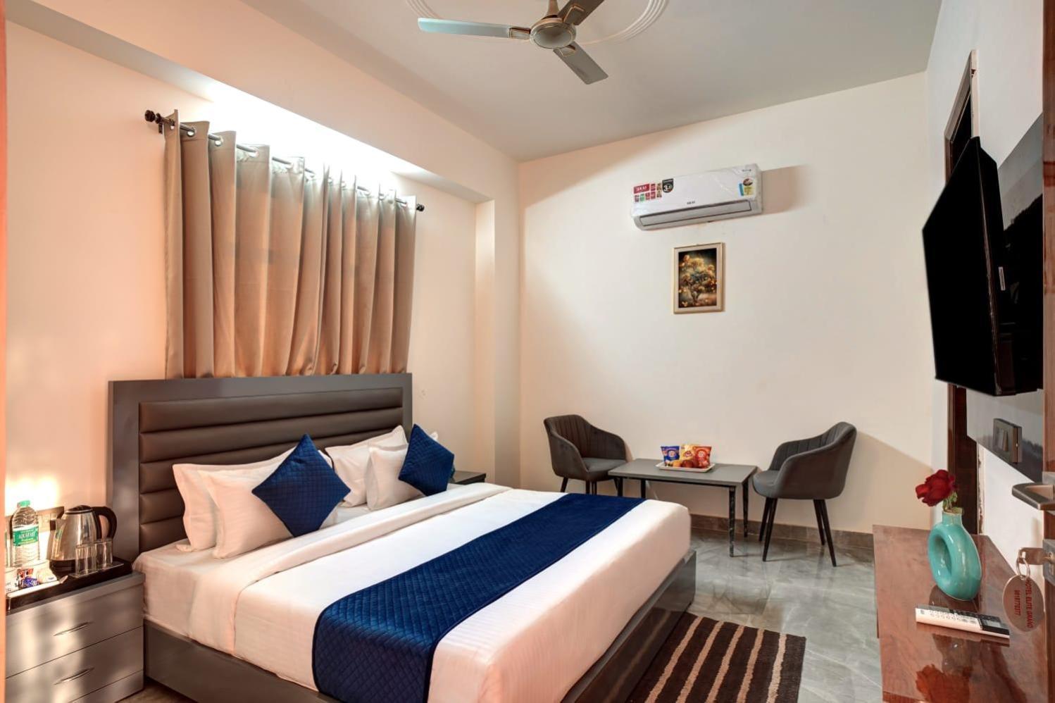 Hotel Elite Grand Near Kailash Hospital Noida Exteriér fotografie